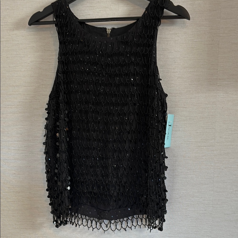 Chic Black Sleeveless Blouse